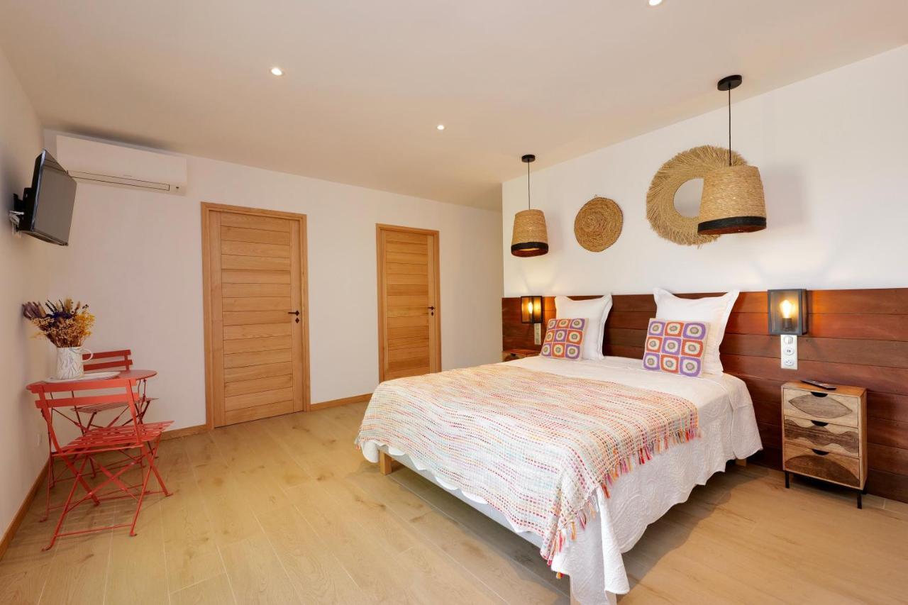 Domaine Pozzo Di Mastri Hotel & Spa Figari  Ngoại thất bức ảnh