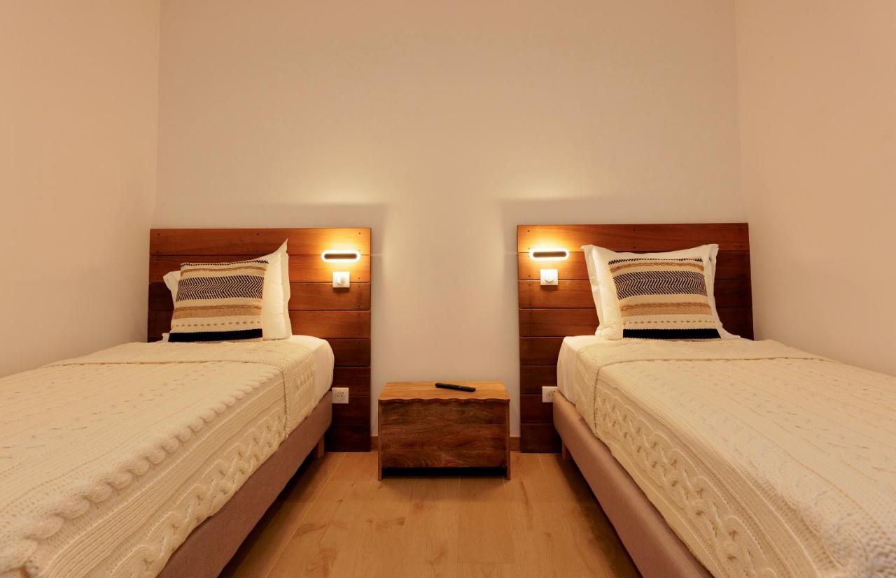 Domaine Pozzo Di Mastri Hotel & Spa Figari  Ngoại thất bức ảnh