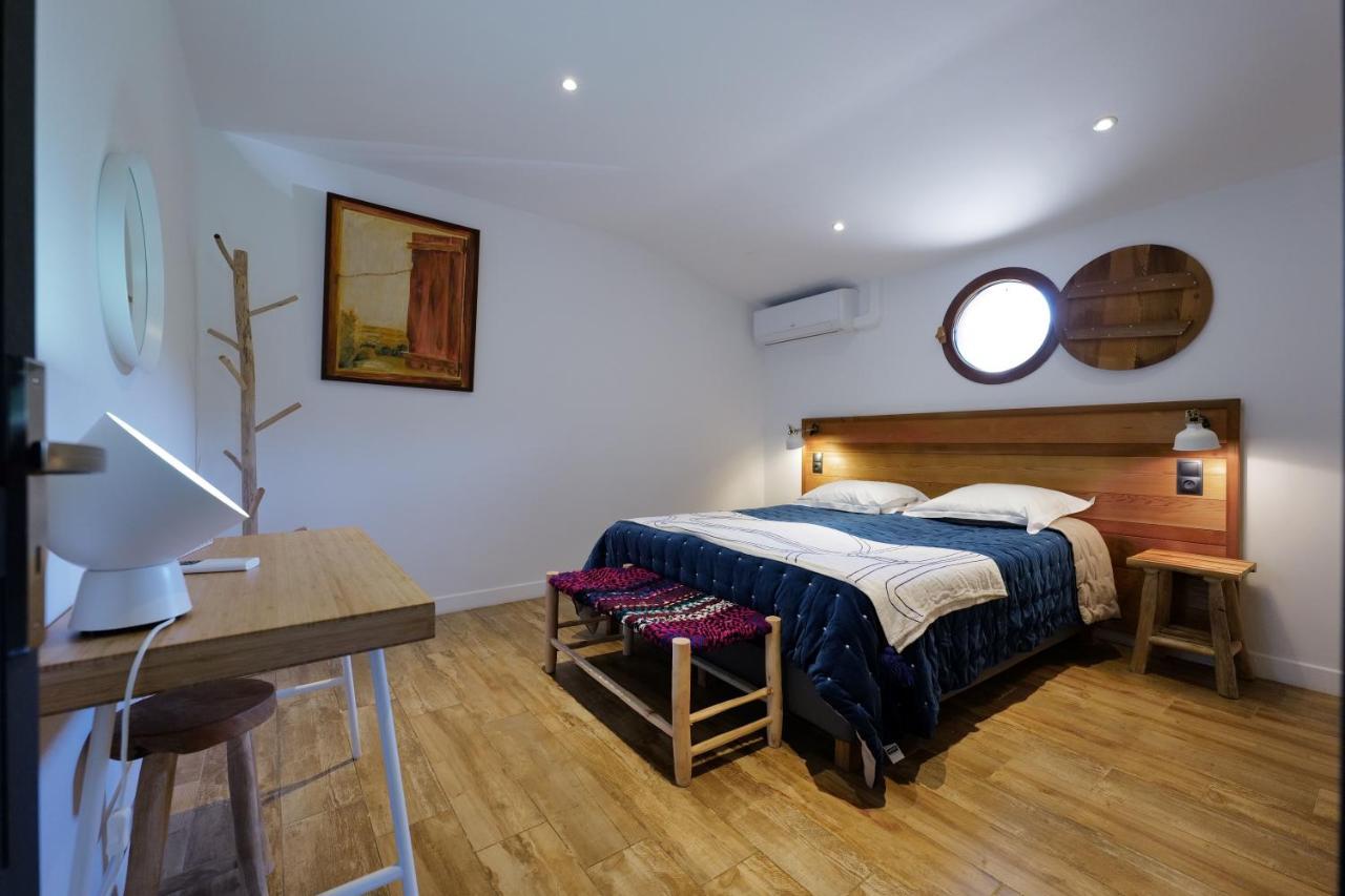 Domaine Pozzo Di Mastri Hotel & Spa Figari  Ngoại thất bức ảnh