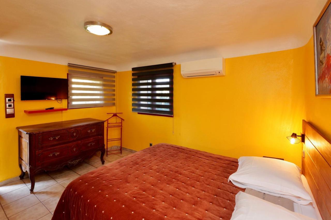 Domaine Pozzo Di Mastri Hotel & Spa Figari  Ngoại thất bức ảnh