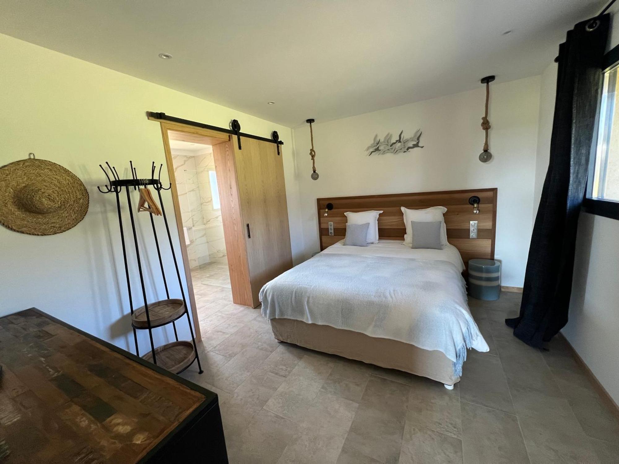 Domaine Pozzo Di Mastri Hotel & Spa Figari  Ngoại thất bức ảnh